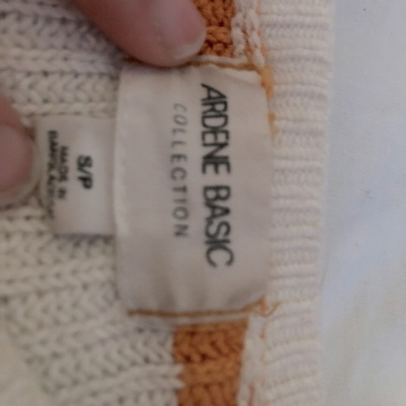 white and yellow striped knit sweater - Picture 2 of 2